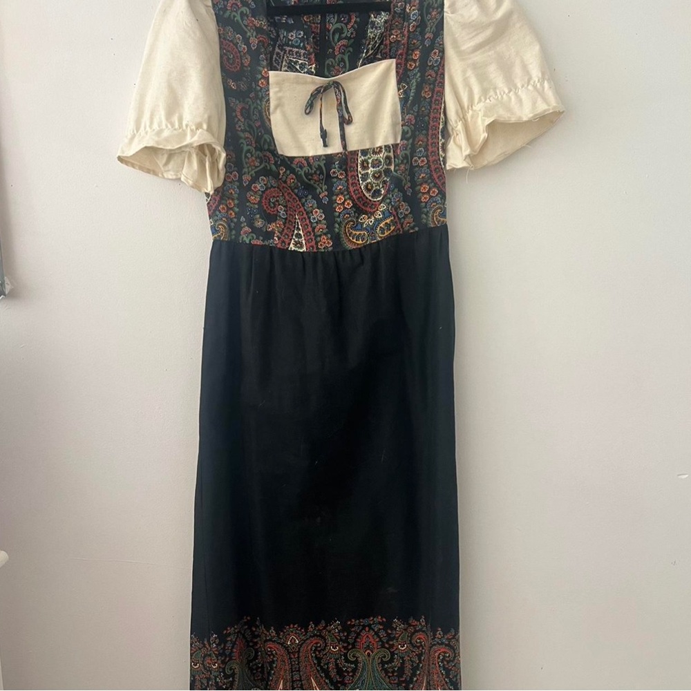 70's Cottagecore Prairie Milkmaid Short Sleeve Maxi Dress with Paisley Print